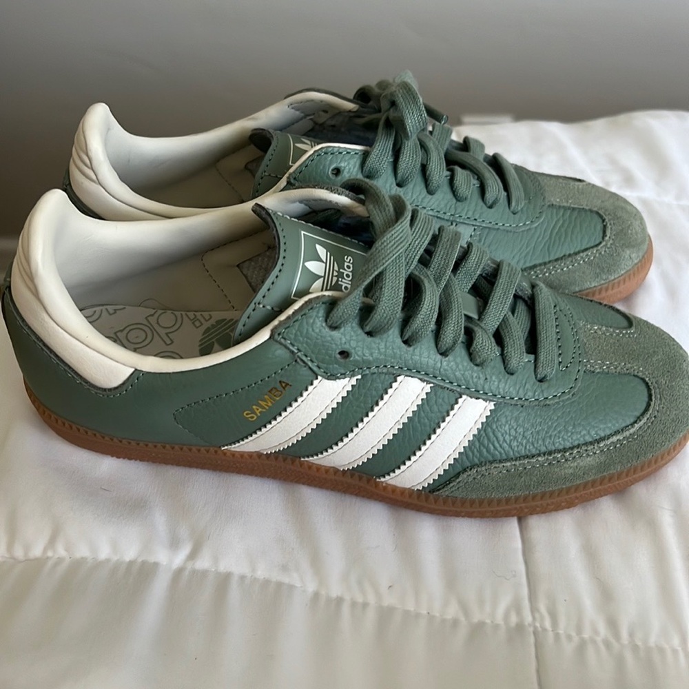 Adidas Sambas